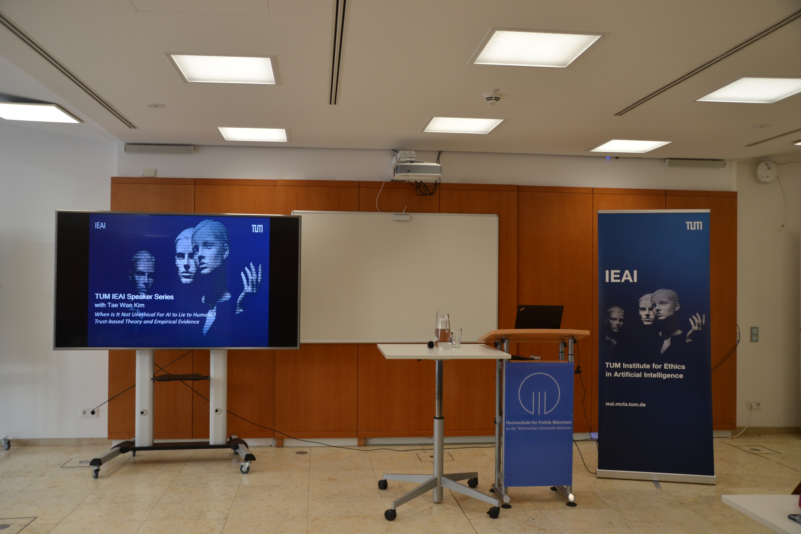 TUM IEAI Speaker Series
