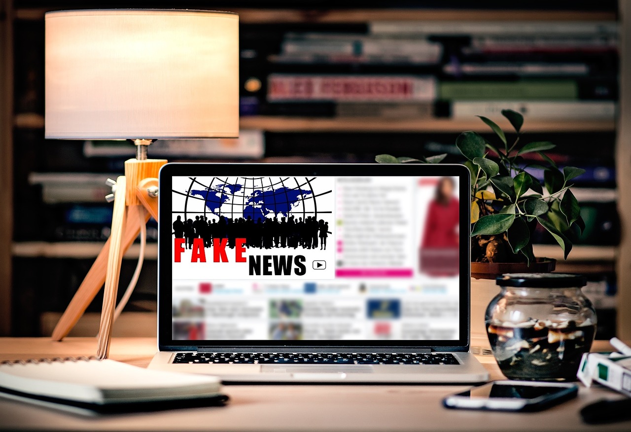 Fake News: Image by S. Hermann & F. Richter from Pixabay